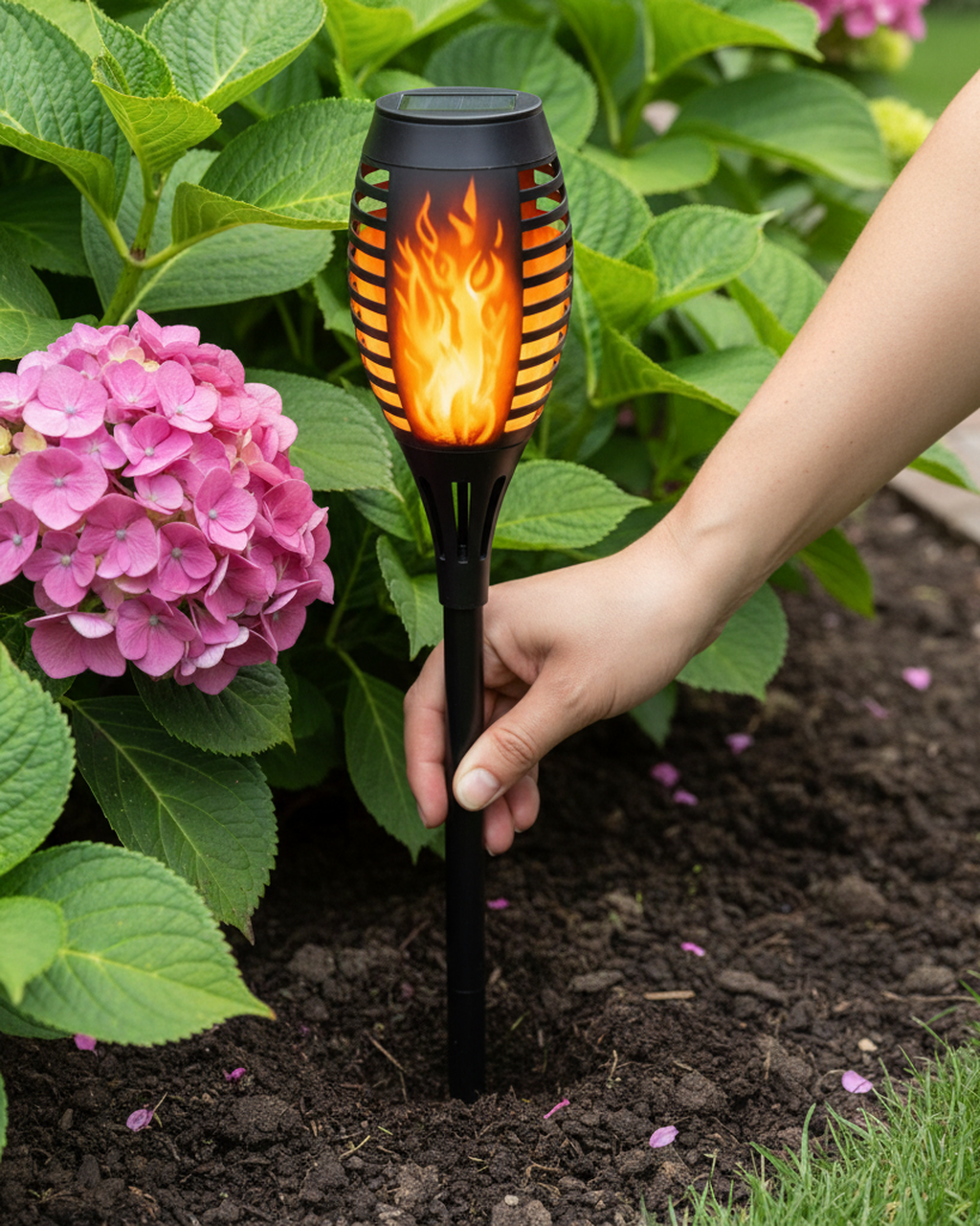 solar-flickering-flame-garden-lights-set-of-4-torch-stakes